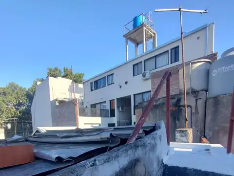 Departamento 5 ambientes con 2 baños