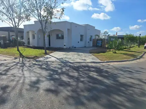 Nev. Casa Moderna En Pilar Del Este San Ramon 100