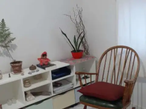 HAEDO SUR - CENTRO - 2 AMBIENTES CON TERRAZA RECICLADO A NUEVO - A PASOS DE AV. RIVADAVIA 