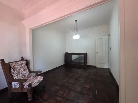 Casa en Venta en Ezpeleta Este, USD 99.000