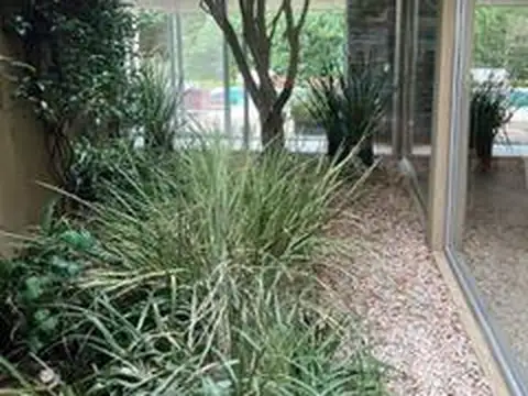 Casa en Venta en Abril Club De Campo, USD 910.000