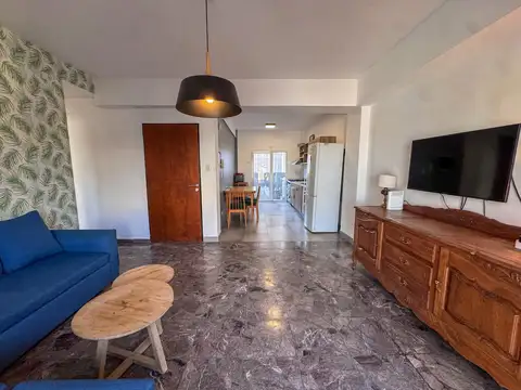 Depto Tipo Casa en Venta en Chacarita, USD 170.000