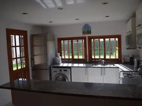 Casa en Venta en Caisamar, USD 240.000