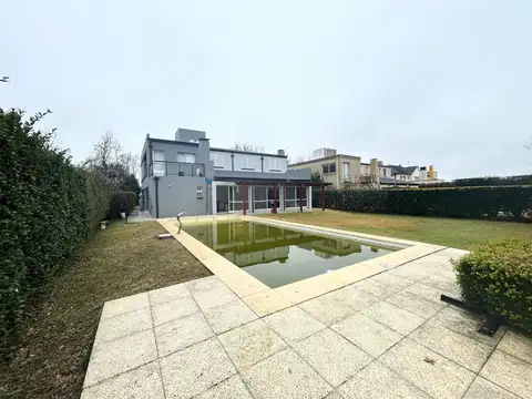 Venta casa 6 amb amoblado Cañuelas Club de Campo