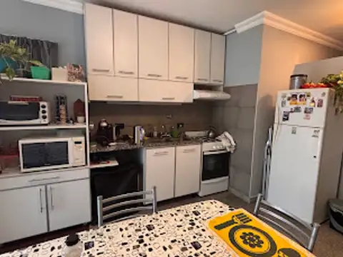 Depto Tipo Casa en Alquiler con 1 cocheras