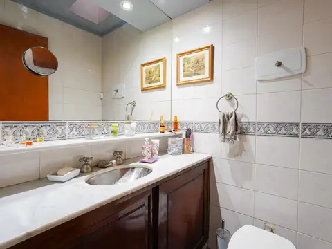 Casa en Venta en Parque Chacabuco, USD 230.000