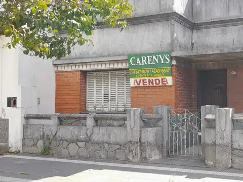 CASA 3 AMB A RECICLAR