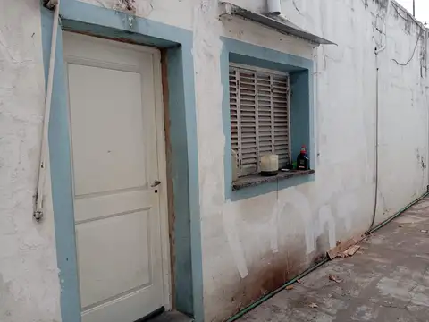 Depto Tipo Casa en Alquiler de 2 ambientes