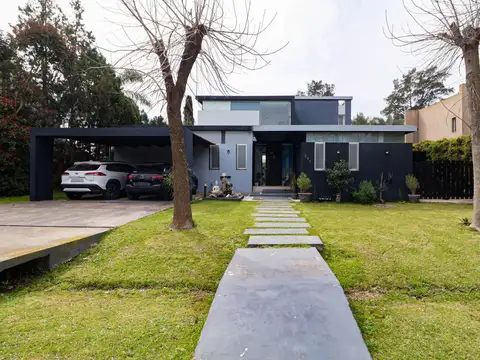 CASA EN VENTA BARRIO CERRADO "LOS PILARES"