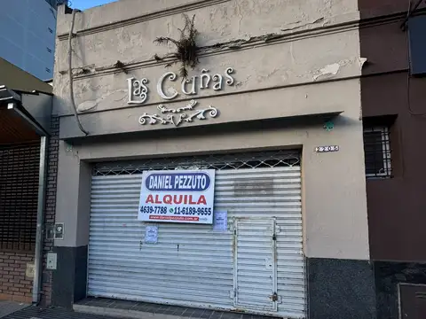 Local comercial 4.50x5 en alquiler por monte castro