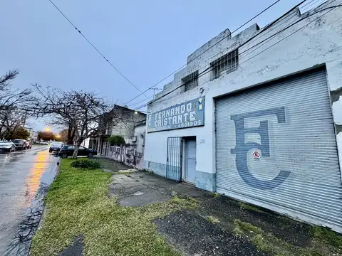 Alquiler Galpon Comercial Maria Selva Dos Oficinas 