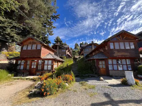 VENTA Complejo de  11 cabañas con vista al lago KM 5