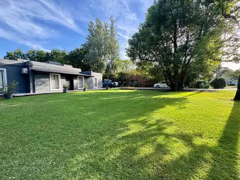 Autopista Acceso Oeste 100