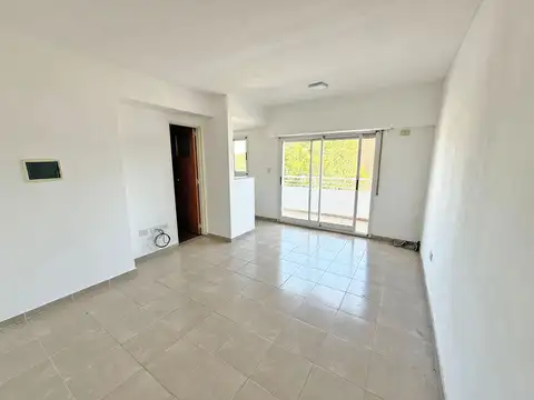 Departamento en Alquiler en Arroyito, $ 360.000
