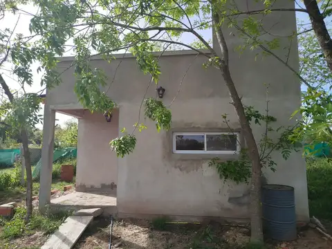 Casa 2 ambientes con 1 baño