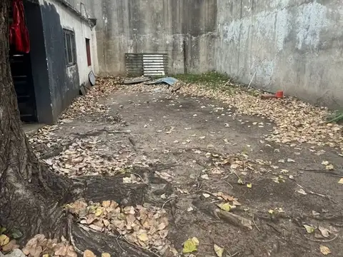 Oficina 4 ambientes con 1 baño