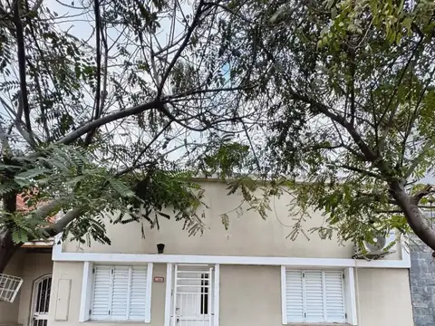 Venta Casa + Departamento en Guadalupe Oeste