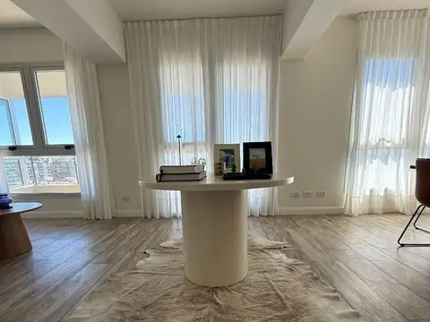 Departamento en Alquiler con 2 cocheras