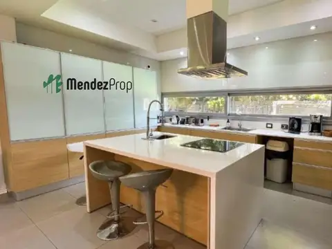 Casa En Venta En Lagos De Canning 1