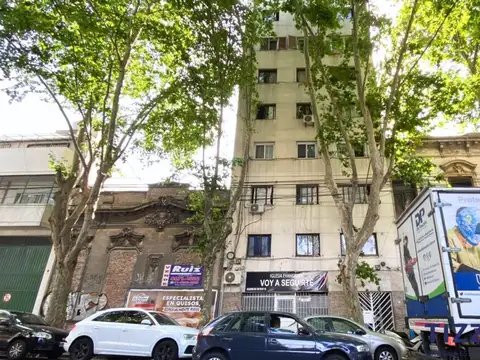 VENTA departamento 2 ambientes,con patio,