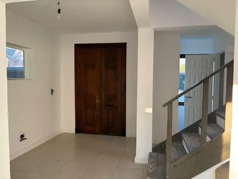 Casa en Alquiler de 3 dormitorios