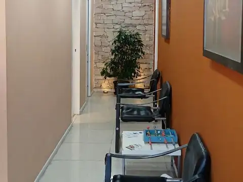 Oficina en Venta 20 años