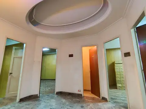 Oficina en Venta 60 años