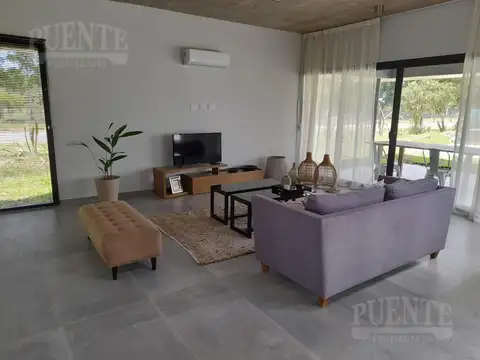 Casa en Alquiler Temporal en Countries y Barrios Cerrados en Esteban Echeverria, USD 5.000