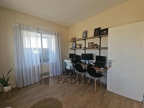Casa en Venta con cochera