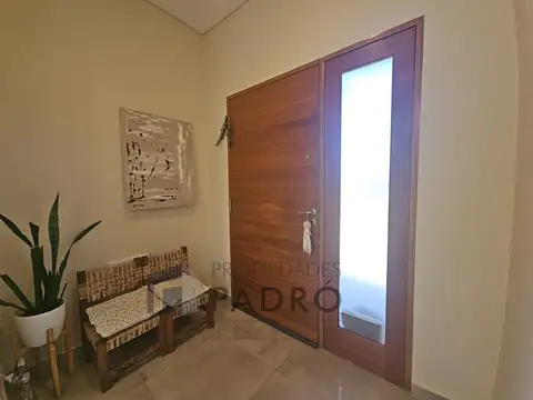 Casa en Venta en San Roque - 3 dormitorios