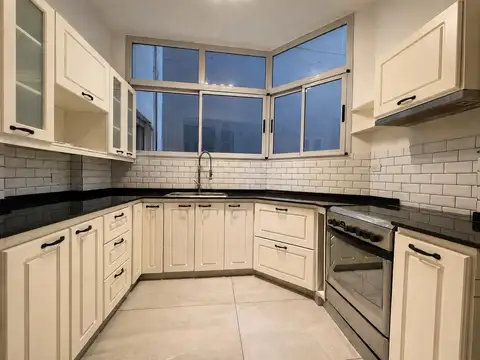 Departamento en Alquiler de 4 ambientes