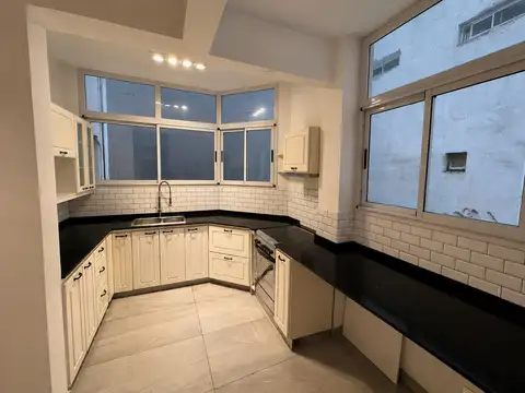Departamento en Alquiler de 3 dormitorios