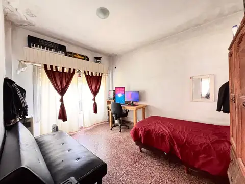 Casa en venta -Centro  La Paloma- Talar