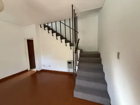 Depto Tipo Casa en Venta de 3 dormitorios