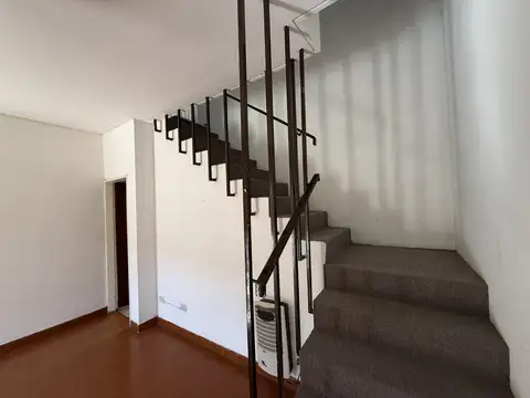 Depto Tipo Casa 4 ambientes con 1 baño