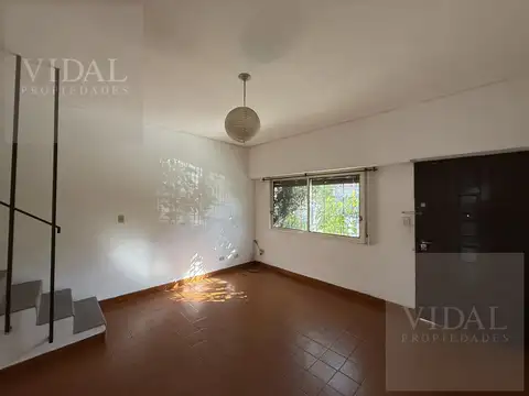 Depto Tipo Casa en Venta con 1 cocheras
