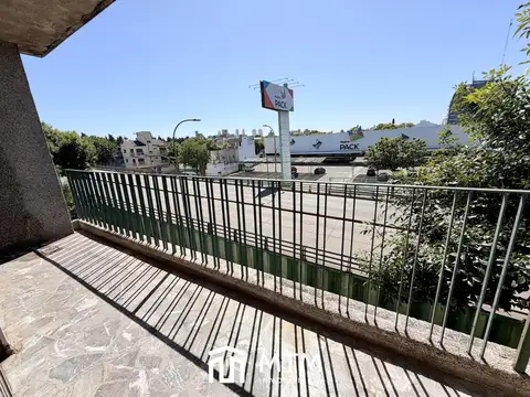 Departamento en Venta al Este