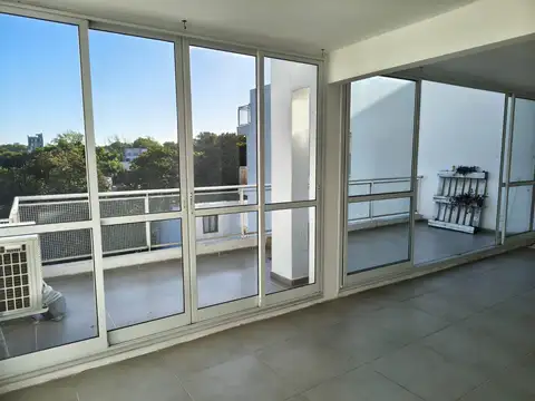 ESTOMBA 3000, Piso 4