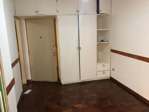 DEPARTAMENTO 2 AMBIENTES EN PLANTA BAJA CON PATIO
