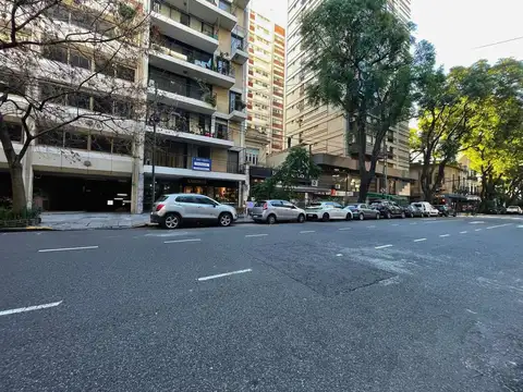 Cochera cubierta en Palermo con seguridad 24 hs