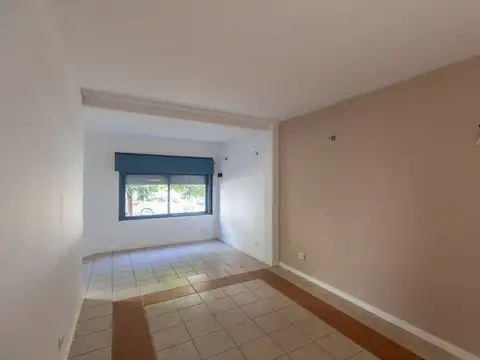 Depto Tipo Casa en Venta 63 años