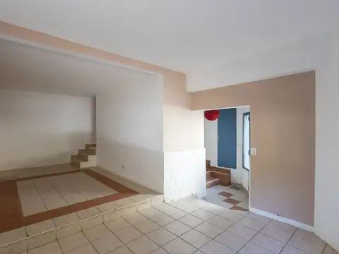 Depto Tipo Casa en Venta en Villa del Parque, USD 185.000