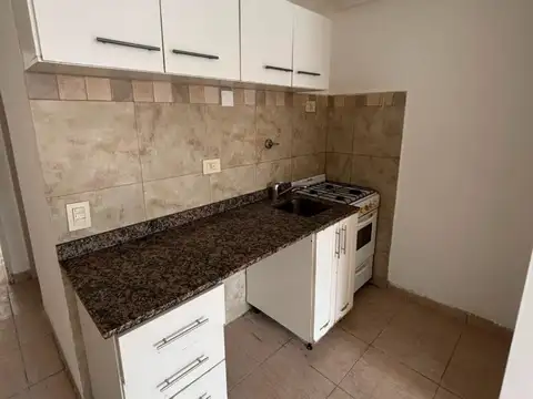 Depto Tipo Casa en Venta en Villa Sarmiento, USD 45.000