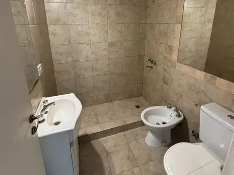 Depto Tipo Casa en Venta 8 años