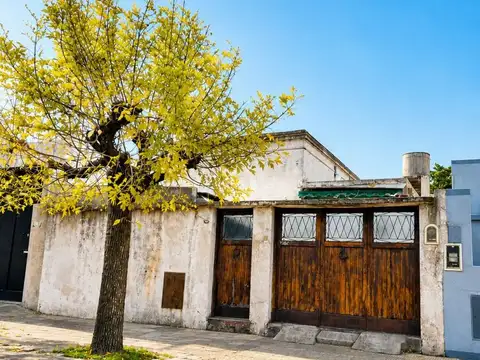 OPORTUIDAD CASA DE 4 AMB A RECICLAR