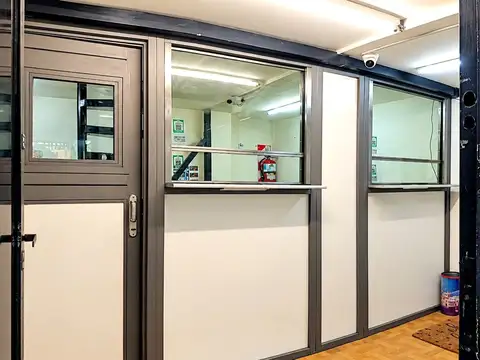 Local en Venta en San Nicolás, USD 22.000
