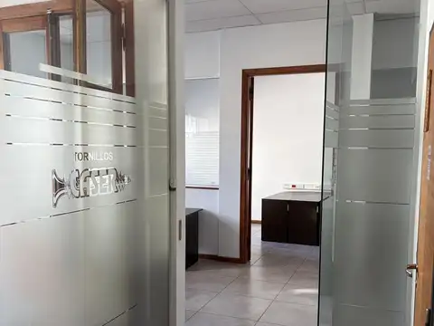 Local en Alquiler en Nuestra Señora De Lourdes, $ 2.000.000