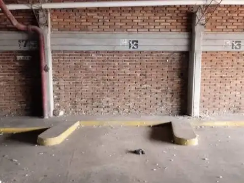 Venta: cochera céntrica Sta Fé a pasos de peatonal S. Martín