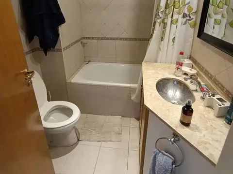 Casa 3 ambientes con 2 baños