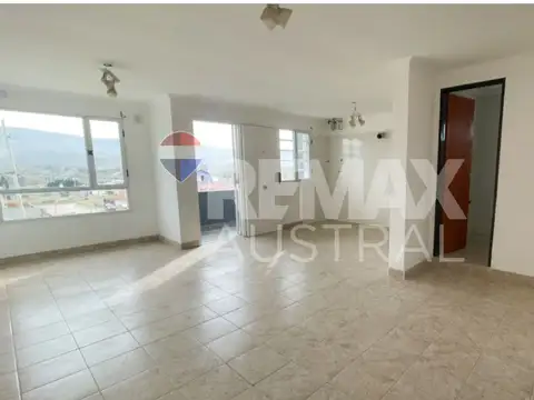 Soldado Giraudo 806 Barrio Malvinas Argentinas ex Tres Pinos 800